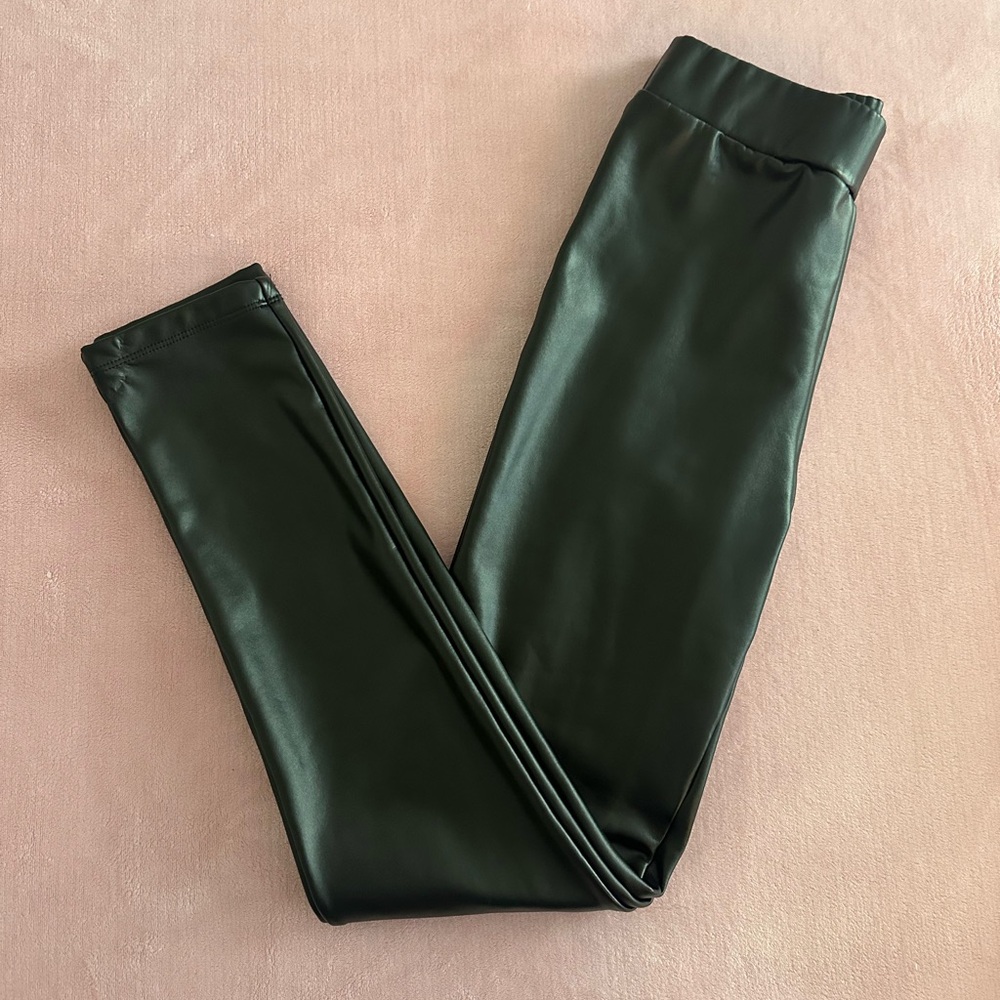 Chic Black Faux Leather Leggings